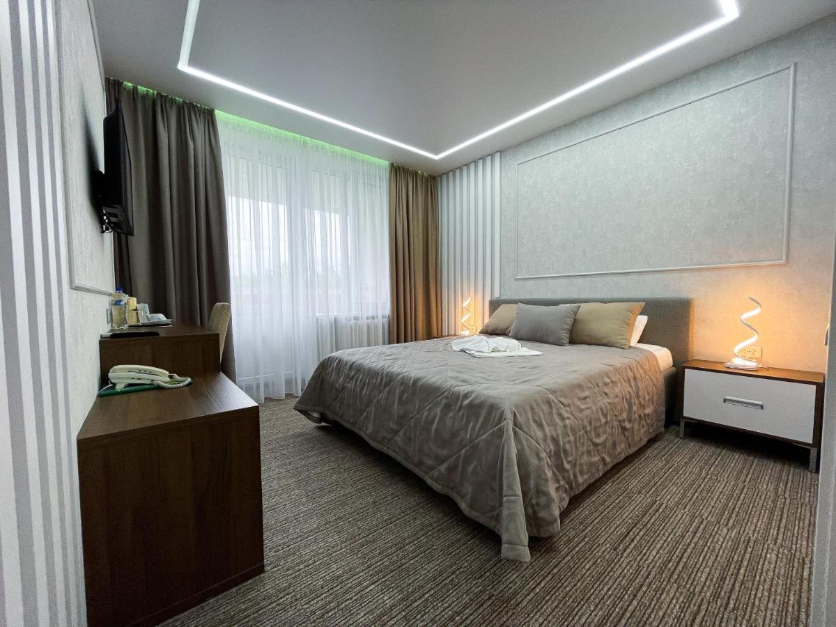 Sanatoriy Priozernyi Hotel Naroch Bagian luar foto