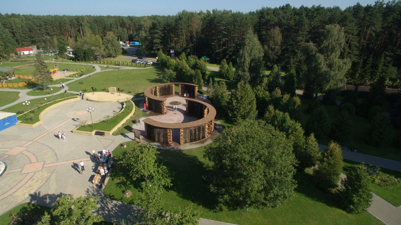 Sanatoriy Priozernyi Hotel Naroch Bagian luar foto